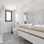 Luxury Penthouse With Sea View Rooftop-rdr467 Estepona