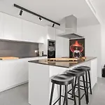 Luxury Penthouse With Sea View Rooftop-Rdr467 شقة إِستيبونا