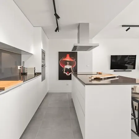 דירה Discover Luxury Living In Estepona's Oasis-rdr467