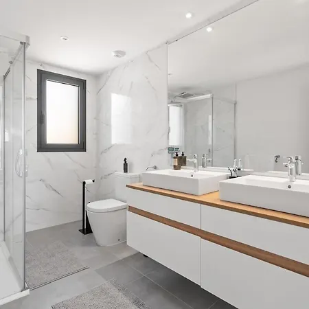 Discover Luxury Living In Estepona's Oasis-rdr467 אסטפונה