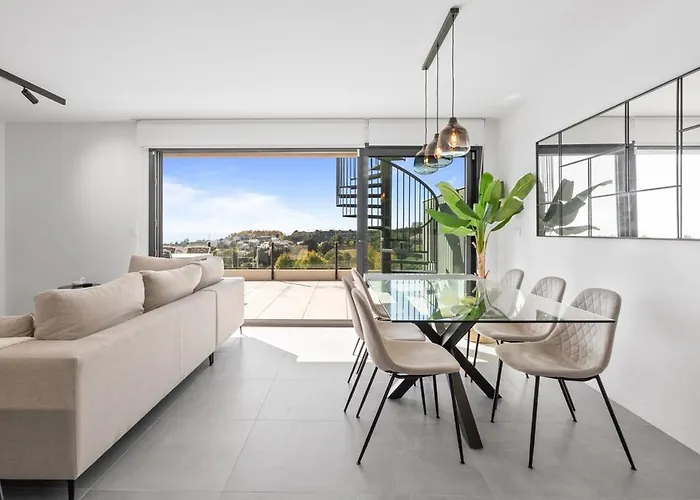 Discover Luxury Living In Estepona's Oasis-rdr467 * Estepona