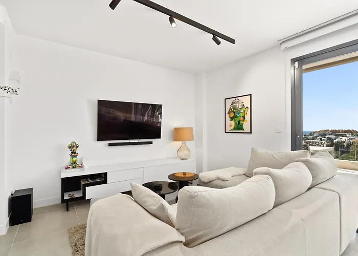 Apartment Discover Luxury Living In Estepona's Oasis-rdr467 *