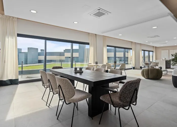 Apartment Discover Luxury Living In Estepona's Oasis-rdr467 *